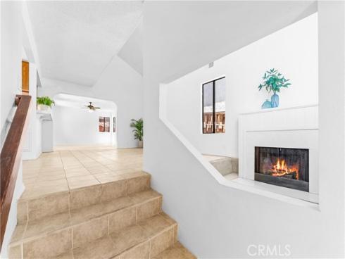 1407 Lakeside , Huntington Beach, CA