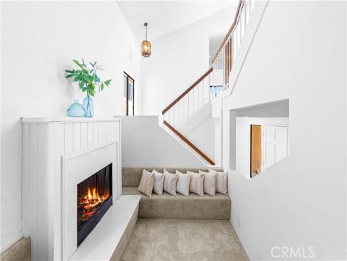 1407 Lakeside , Huntington Beach, CA