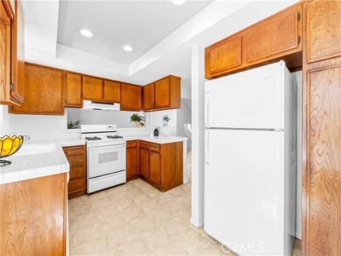 1407 Lakeside , Huntington Beach, CA