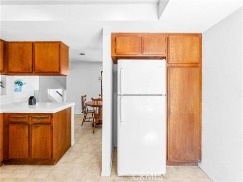 1407 Lakeside , Huntington Beach, CA