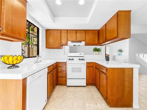 1407 Lakeside , Huntington Beach, CA