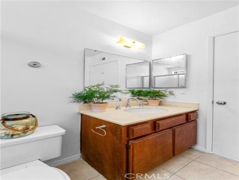 1407 Lakeside , Huntington Beach, CA
