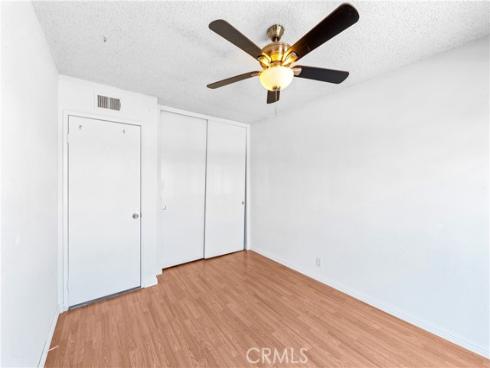 1407 Lakeside , Huntington Beach, CA