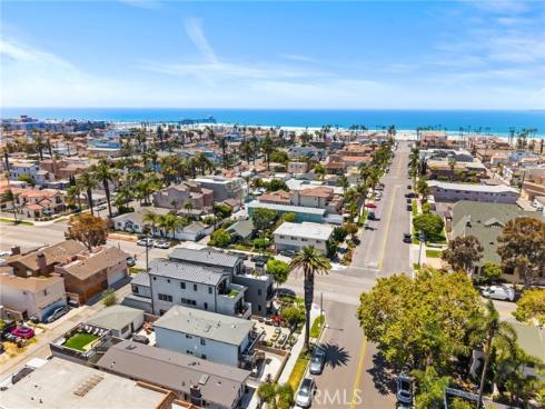 404 10th Street, Huntington Beach, CA