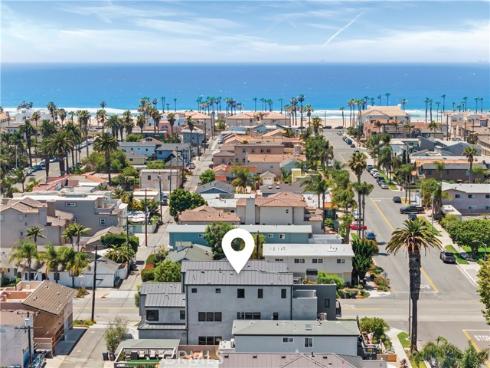 404 10th Street, Huntington Beach, CA
