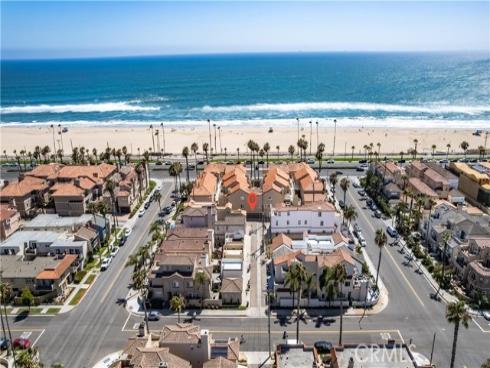 2000 Pacific Coast 203 Highway, Huntington Beach, CA