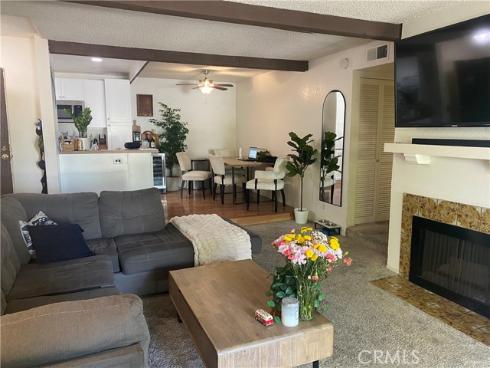 21372 Brookhurst 725