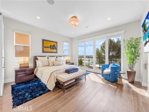 621 Frankfort Avenue, Huntington Beach, CA