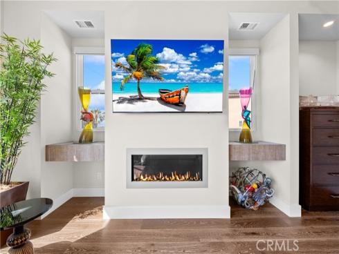 621 Frankfort Avenue, Huntington Beach, CA