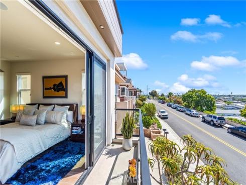 621 Frankfort Avenue, Huntington Beach, CA