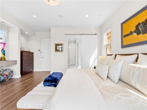 621 Frankfort Avenue, Huntington Beach, CA