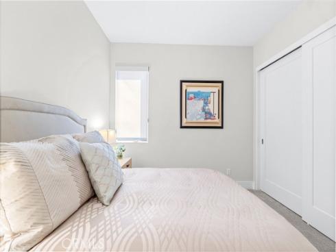 621 Frankfort Avenue, Huntington Beach, CA