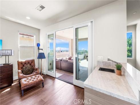 621 Frankfort Avenue, Huntington Beach, CA