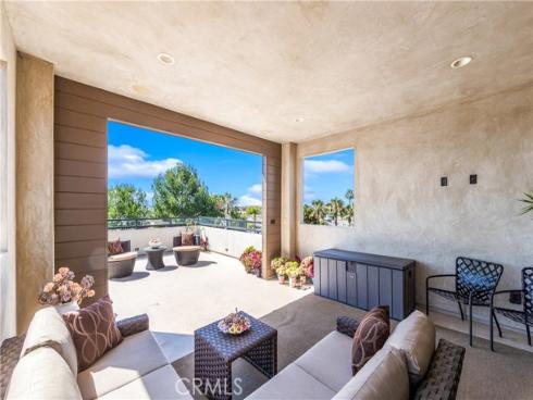 621 Frankfort Avenue, Huntington Beach, CA
