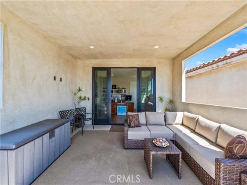 621 Frankfort Avenue, Huntington Beach, CA