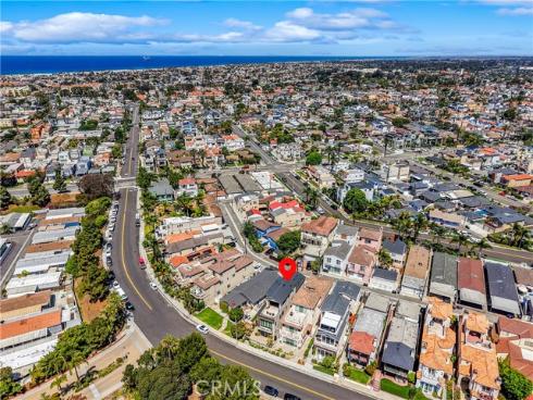 621 Frankfort Avenue, Huntington Beach, CA