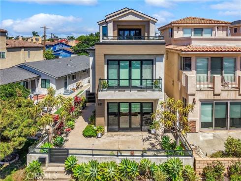 621 Frankfort Avenue, Huntington Beach, CA