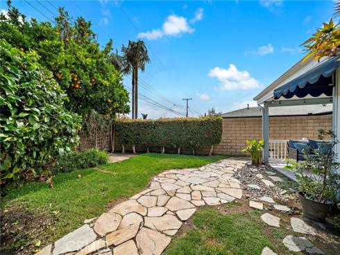 9591 Tarpon Drive, Huntington Beach, CA
