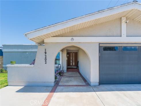 19202  Hickory  , Huntington Beach, CA