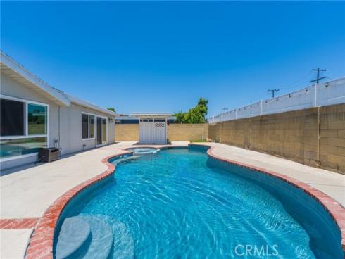 19202  Hickory  , Huntington Beach, CA