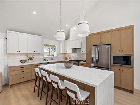 21791  Summerwind  , Huntington Beach, CA