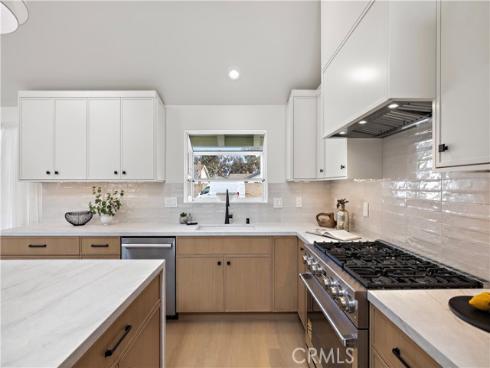 21791  Summerwind  , Huntington Beach, CA