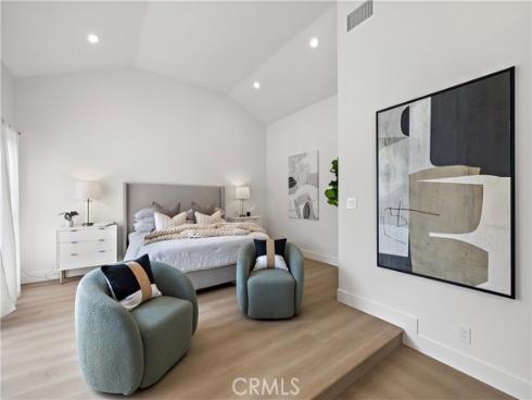 21791  Summerwind  , Huntington Beach, CA