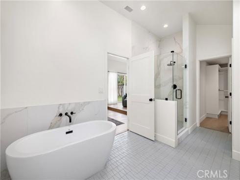 21791  Summerwind  , Huntington Beach, CA