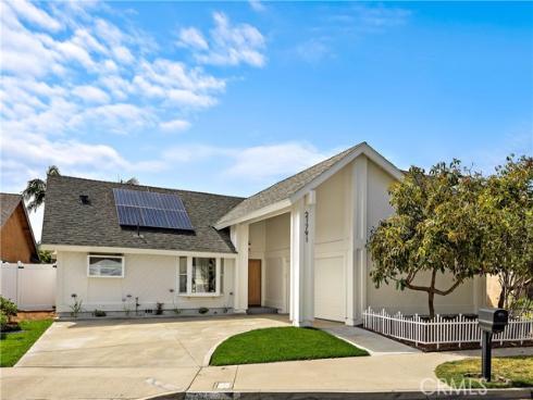 21791  Summerwind  , Huntington Beach, CA