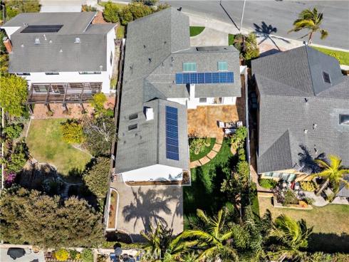 21791  Summerwind  , Huntington Beach, CA