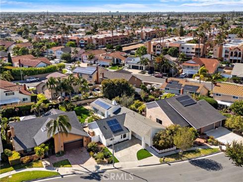21791  Summerwind  , Huntington Beach, CA