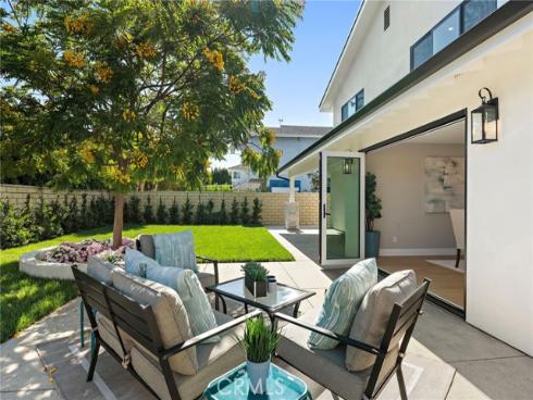 9072  Niguel   Circle, Huntington Beach, CA