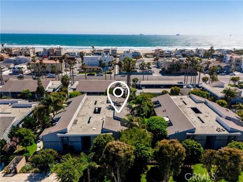 16932 Pacific Coast Highway 102