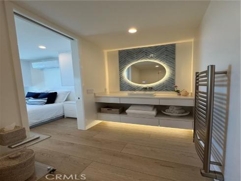 3981 Warner Avenue, Huntington Beach, CA