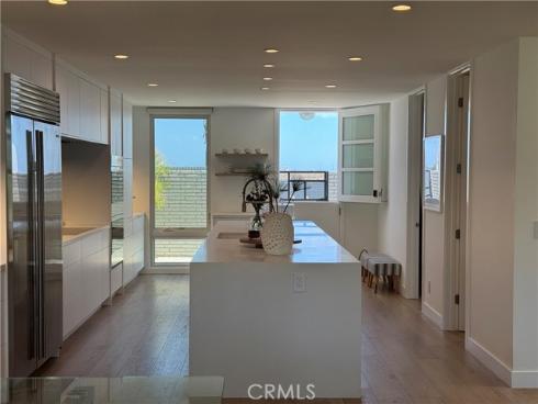 3981 Warner Avenue, Huntington Beach, CA