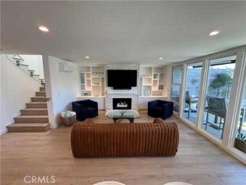 3981 Warner Avenue, Huntington Beach, CA