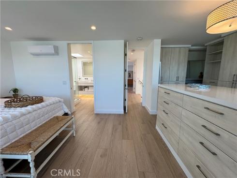 3981 Warner Avenue, Huntington Beach, CA