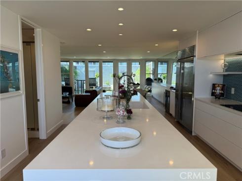 3981 Warner Avenue, Huntington Beach, CA
