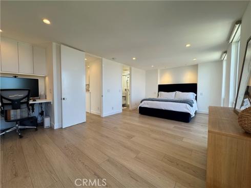 3981 Warner Avenue, Huntington Beach, CA
