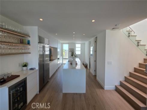 3981 Warner Avenue, Huntington Beach, CA