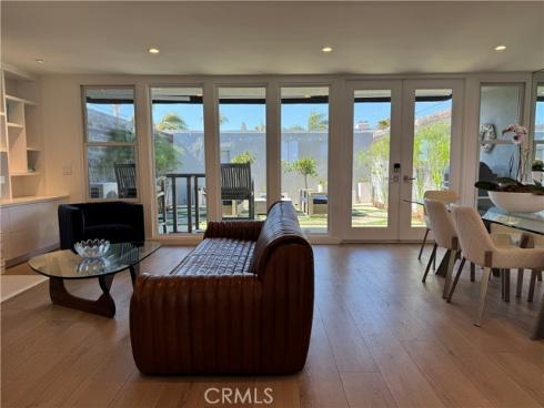 3981 Warner Avenue, Huntington Beach, CA