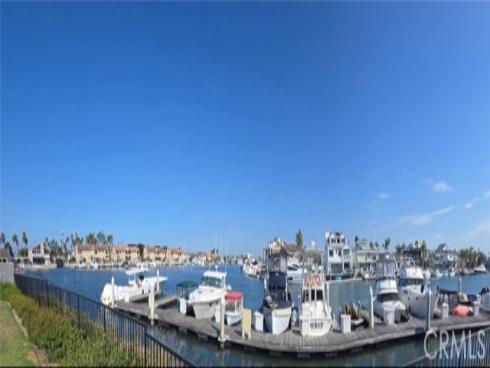 3981 Warner Avenue, Huntington Beach, CA