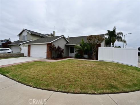 20942 Balgair Circle, Huntington Beach, CA