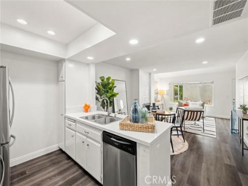 18683 Maplewood , Huntington Beach, CA