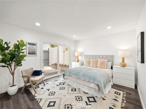 18683 Maplewood , Huntington Beach, CA