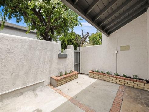 18683 Maplewood , Huntington Beach, CA