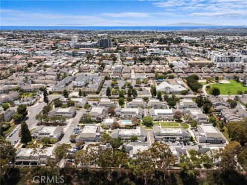 18683 Maplewood , Huntington Beach, CA