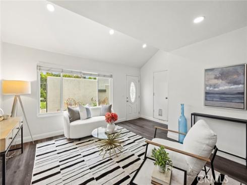 18683 Maplewood , Huntington Beach, CA