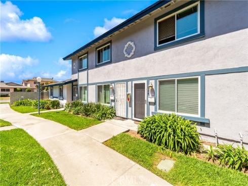 16578  Nube   Lane, Huntington Beach, CA