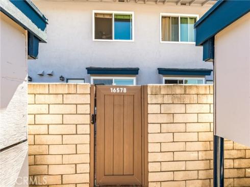 16578  Nube   Lane, Huntington Beach, CA